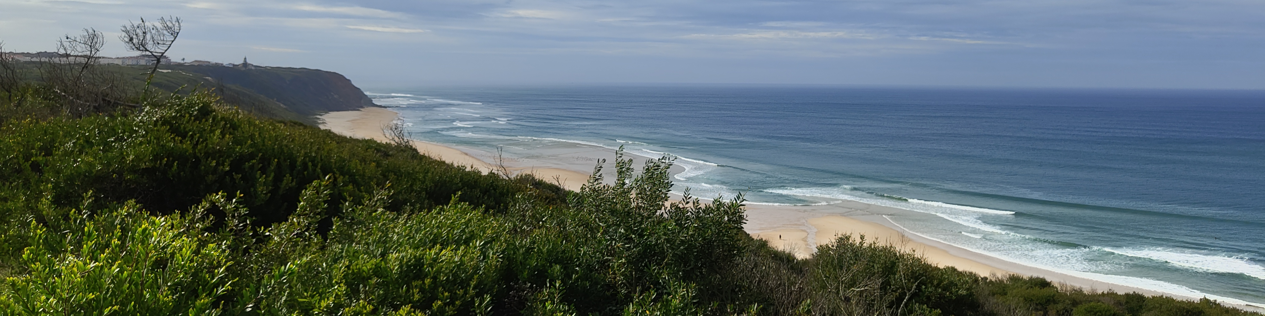 Blick vom Haus und der Strandbar