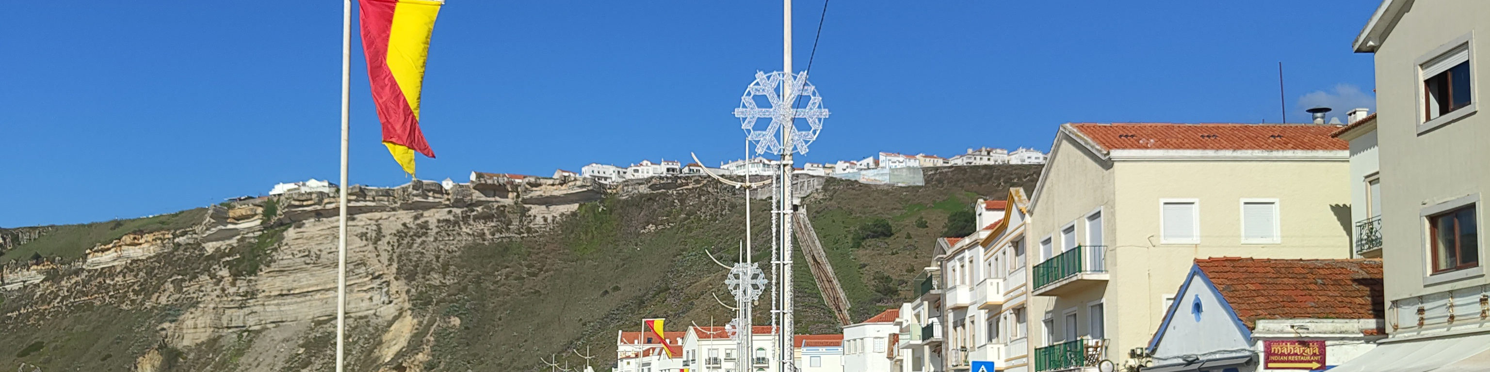 Die Jahresendbeleuchtung hängt schon