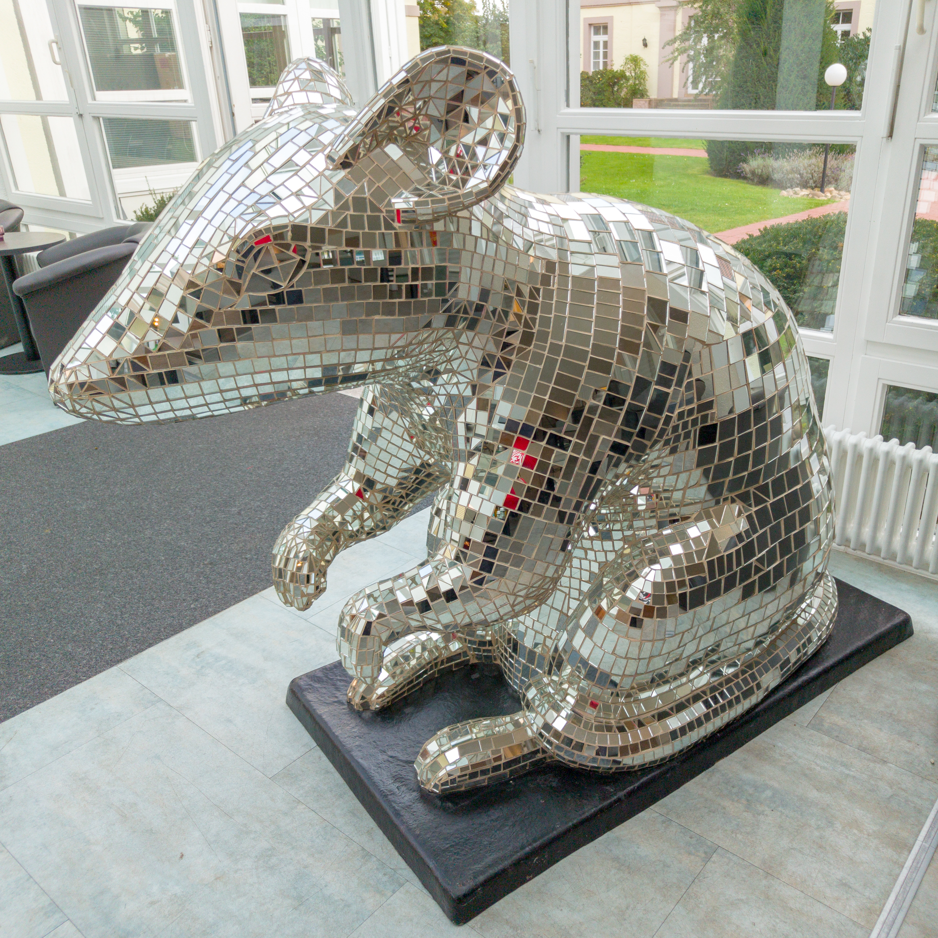 Die "Disco Ratte" in der Lobby des Hotel Stadt Hameln