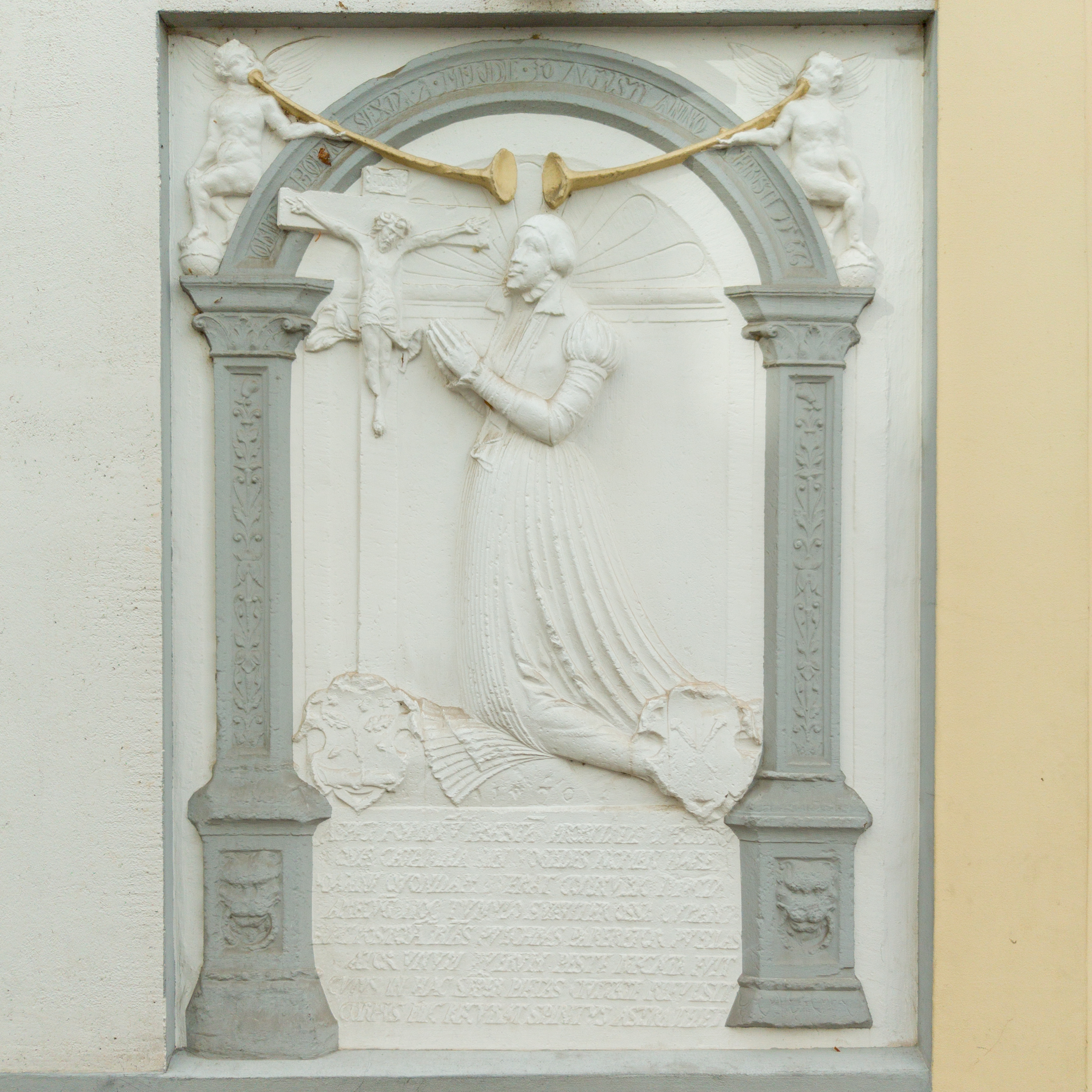 Der Pestgedenkstein.