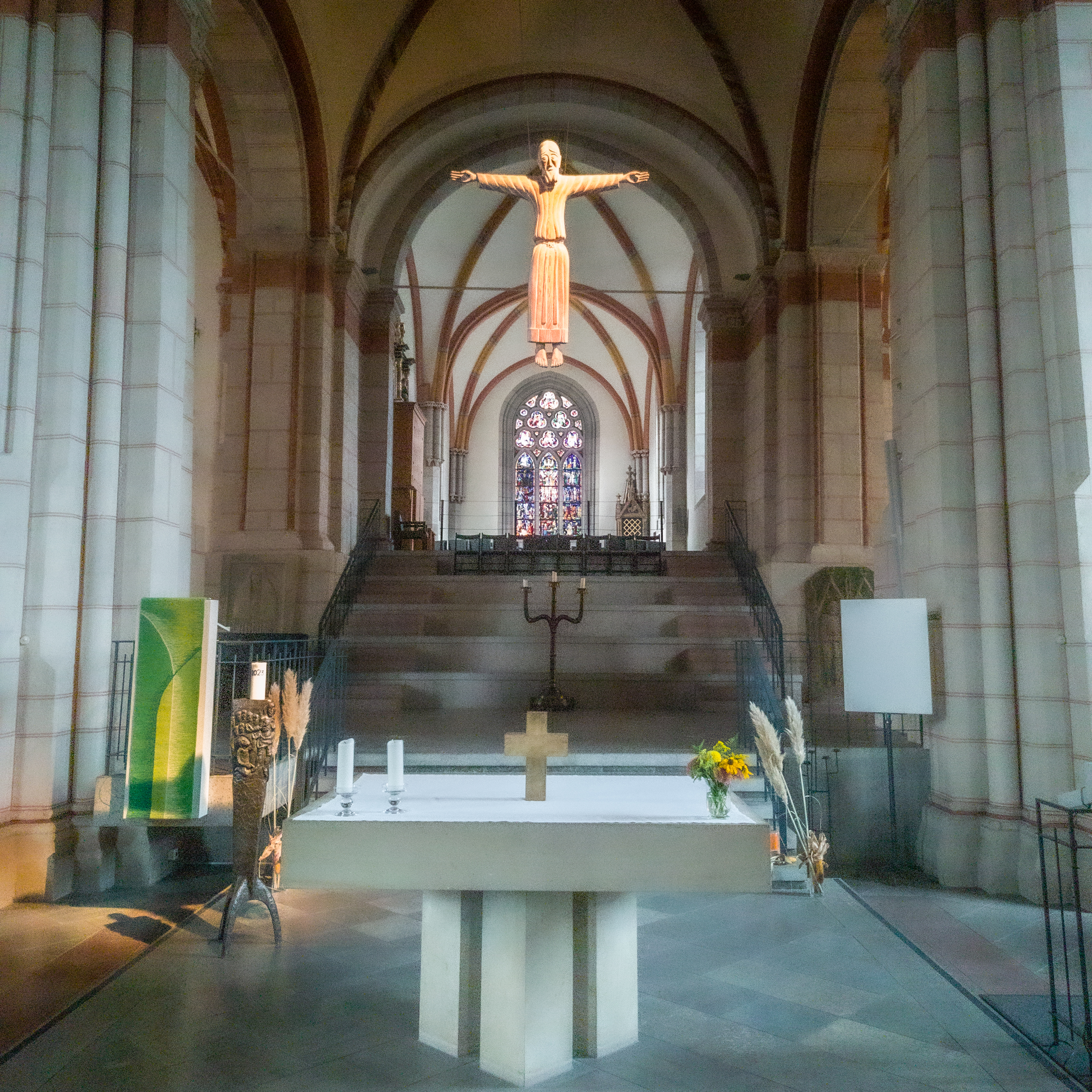 Der Altar im Münster 
