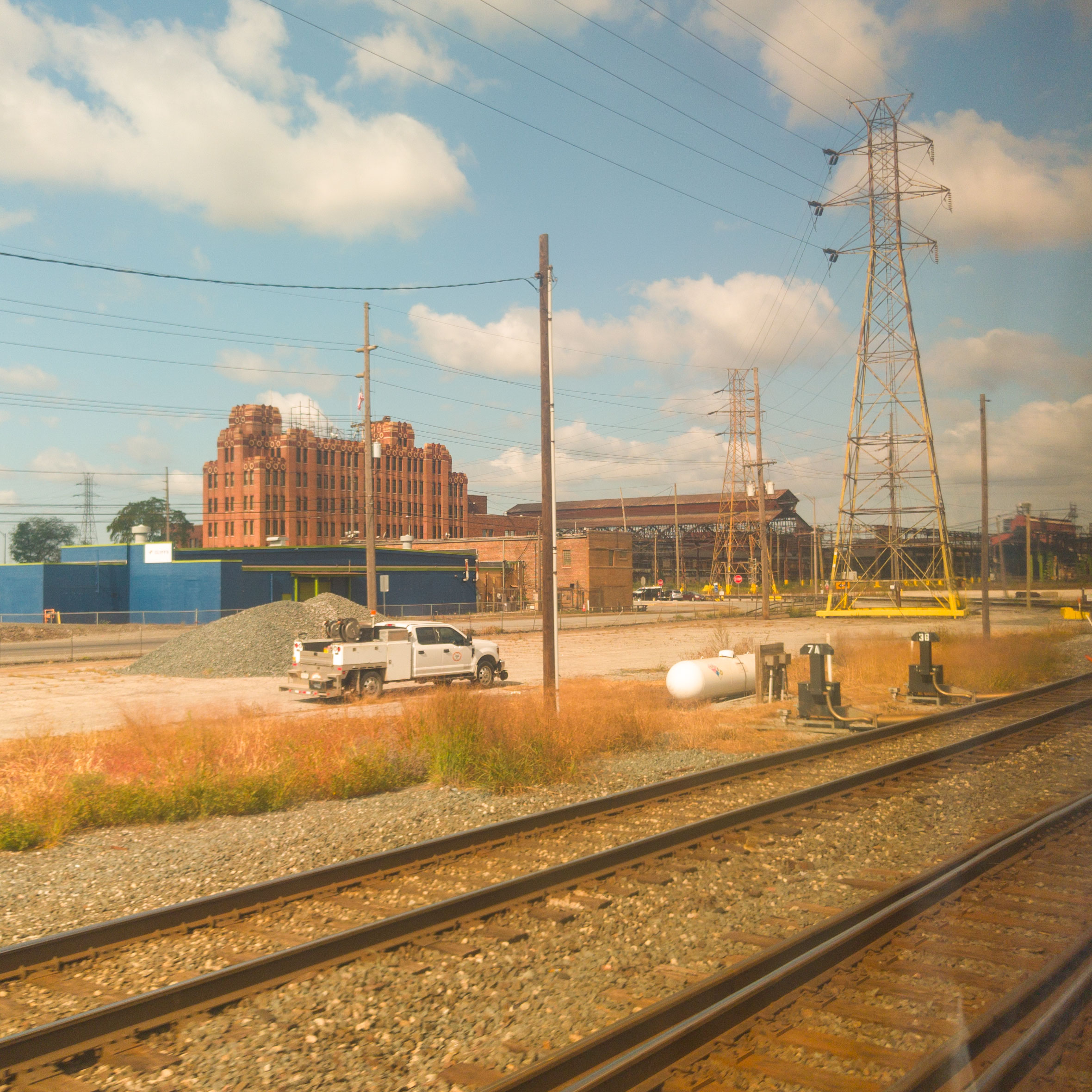 Neue, alte und verlassene Industrie