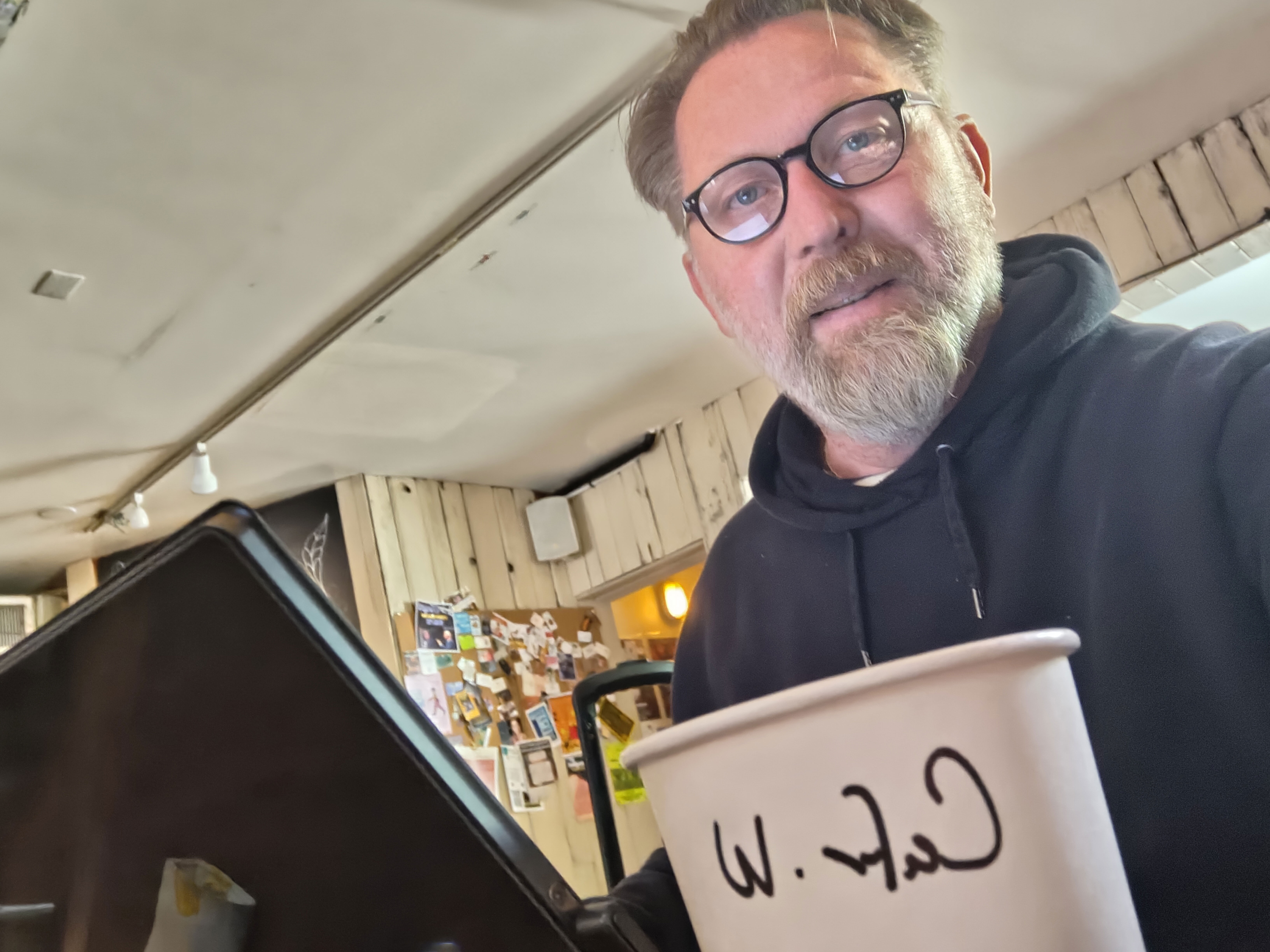 Live aus dem "Rooster Cat Cafe"