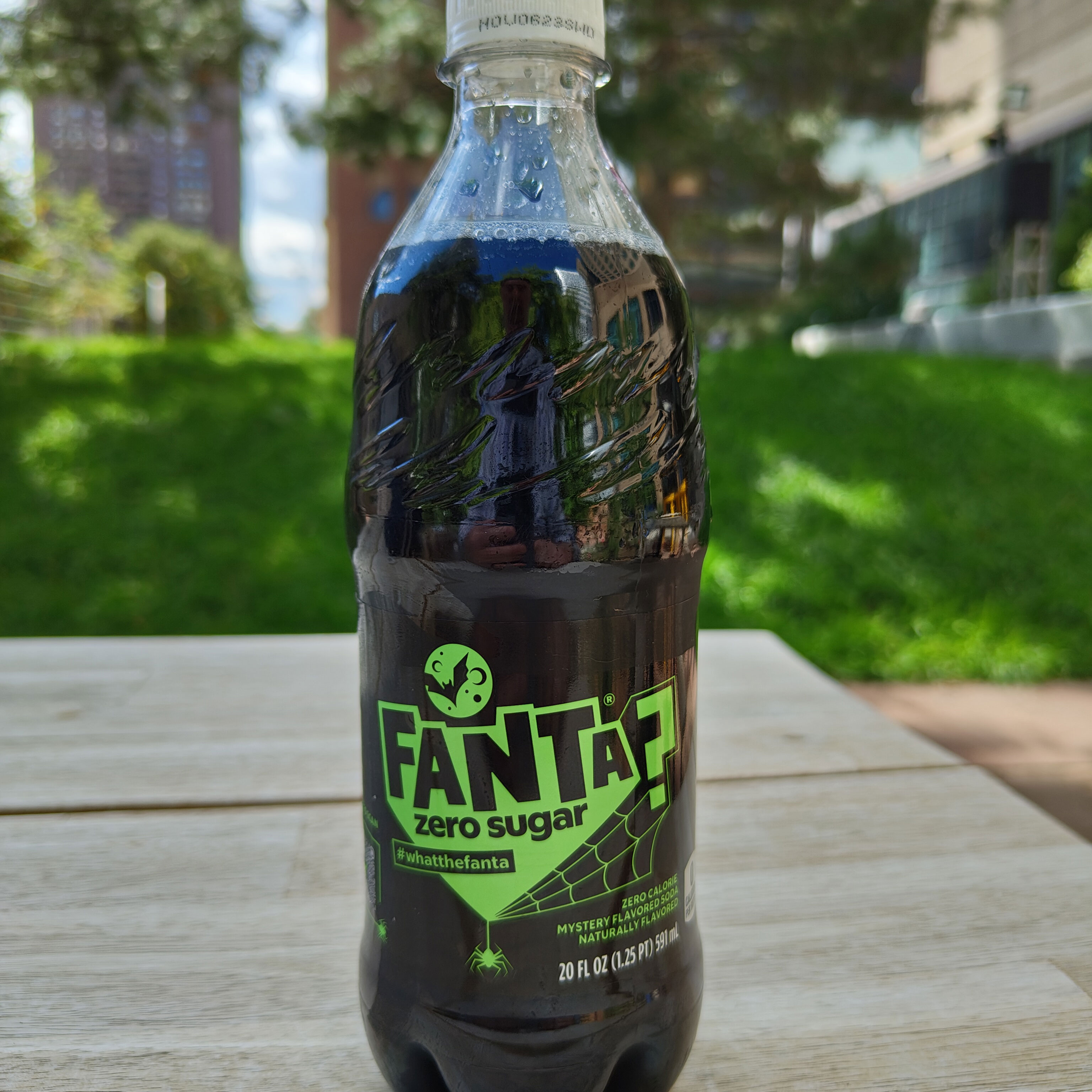 Schwarze Fanta