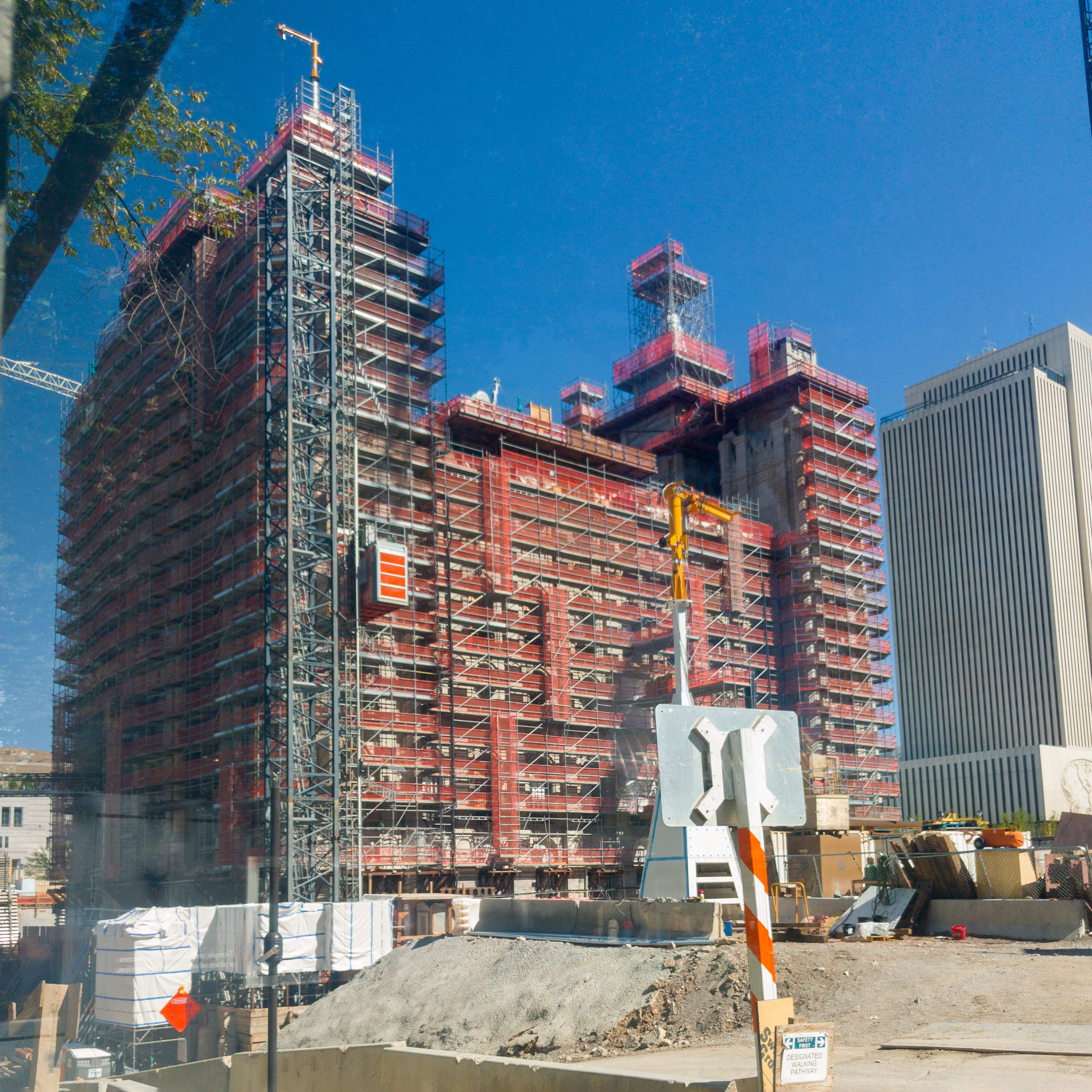 The Temple eine Großbaustelle