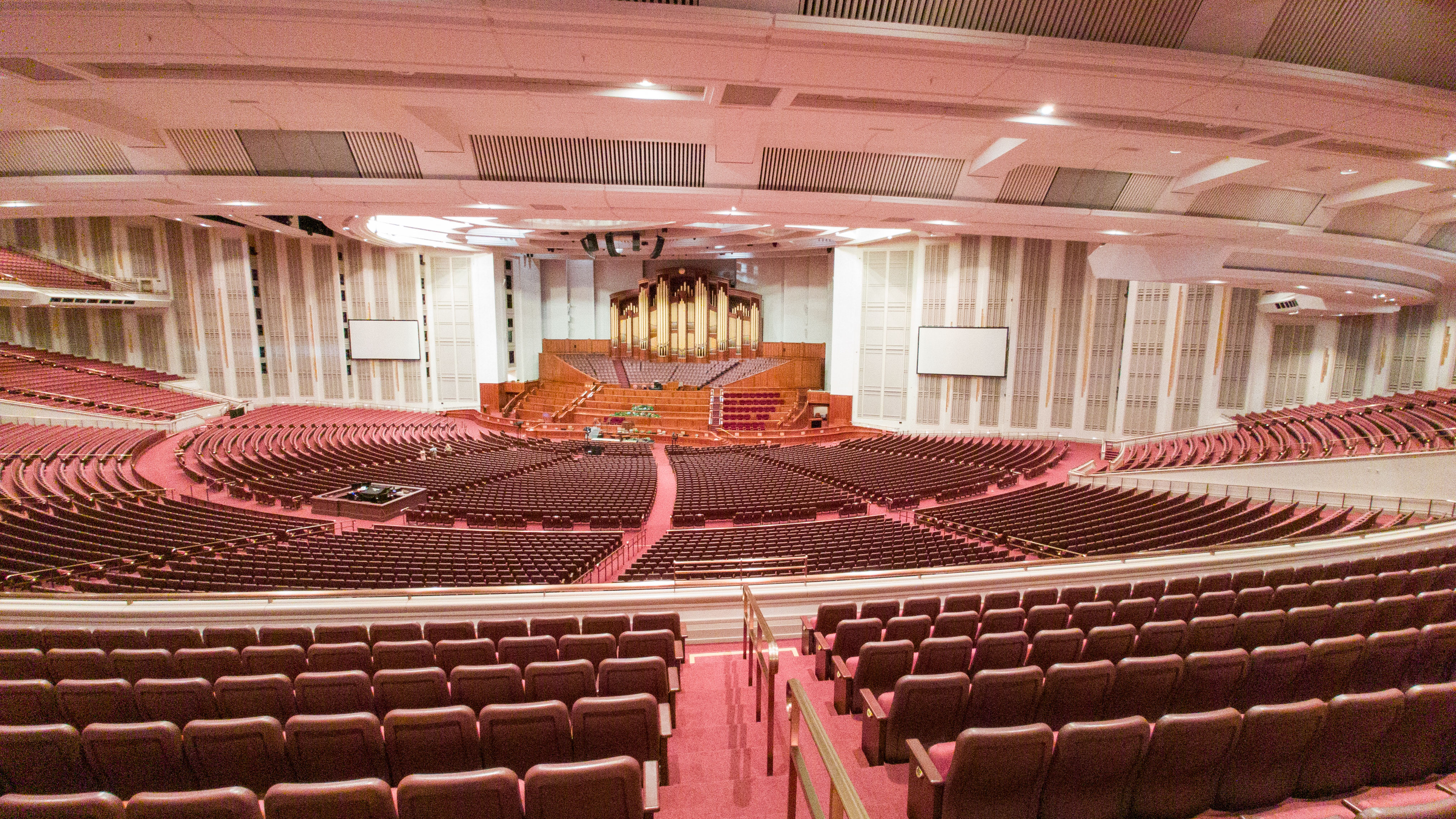 Der Große Saal des Conference Center 