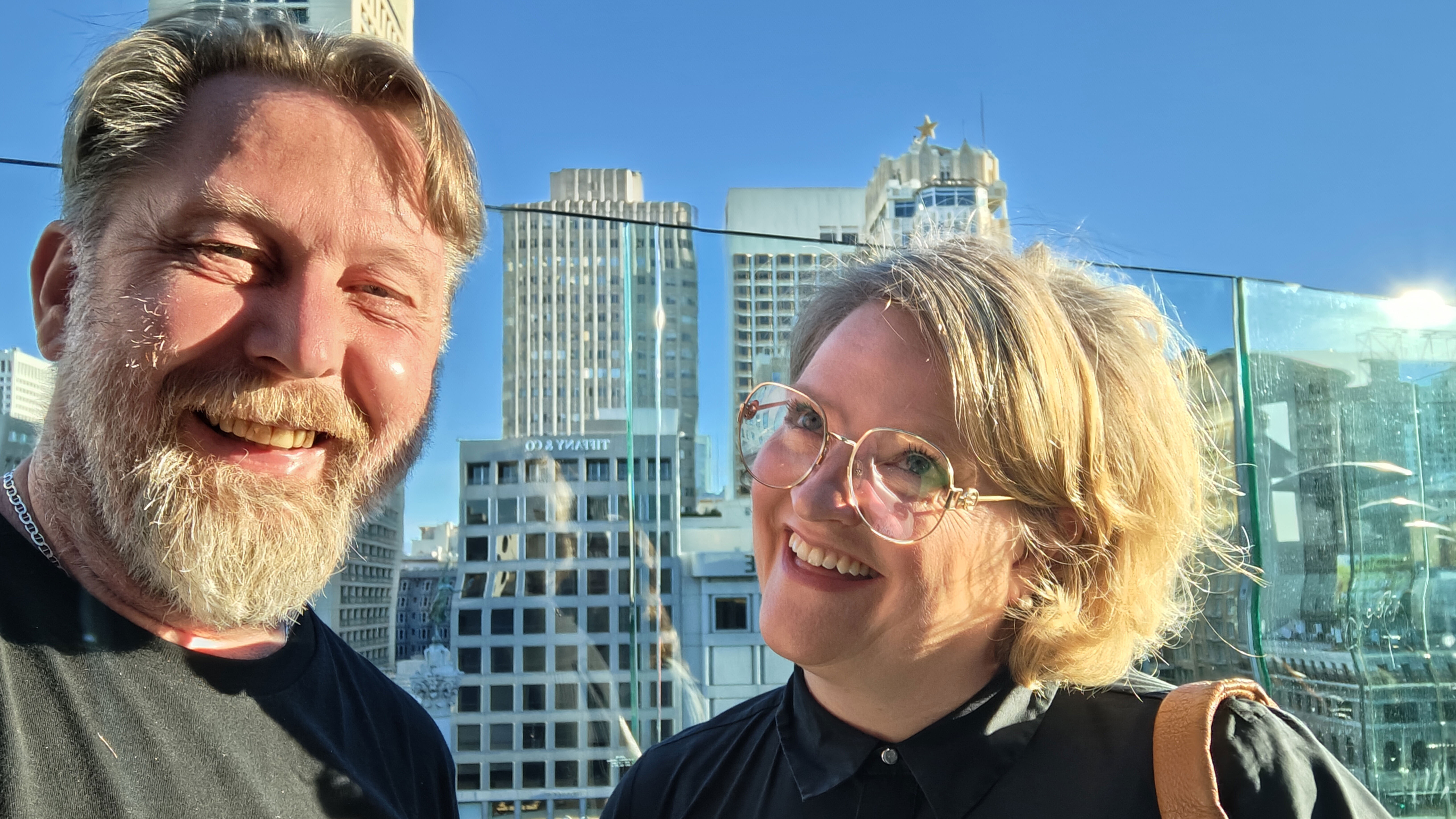 Frau A. und ich zum "Sundwoner at Tiffany's"